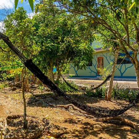 Cucuve Eco Hostal Puerto Baquerizo Moreno Eksteriør billede