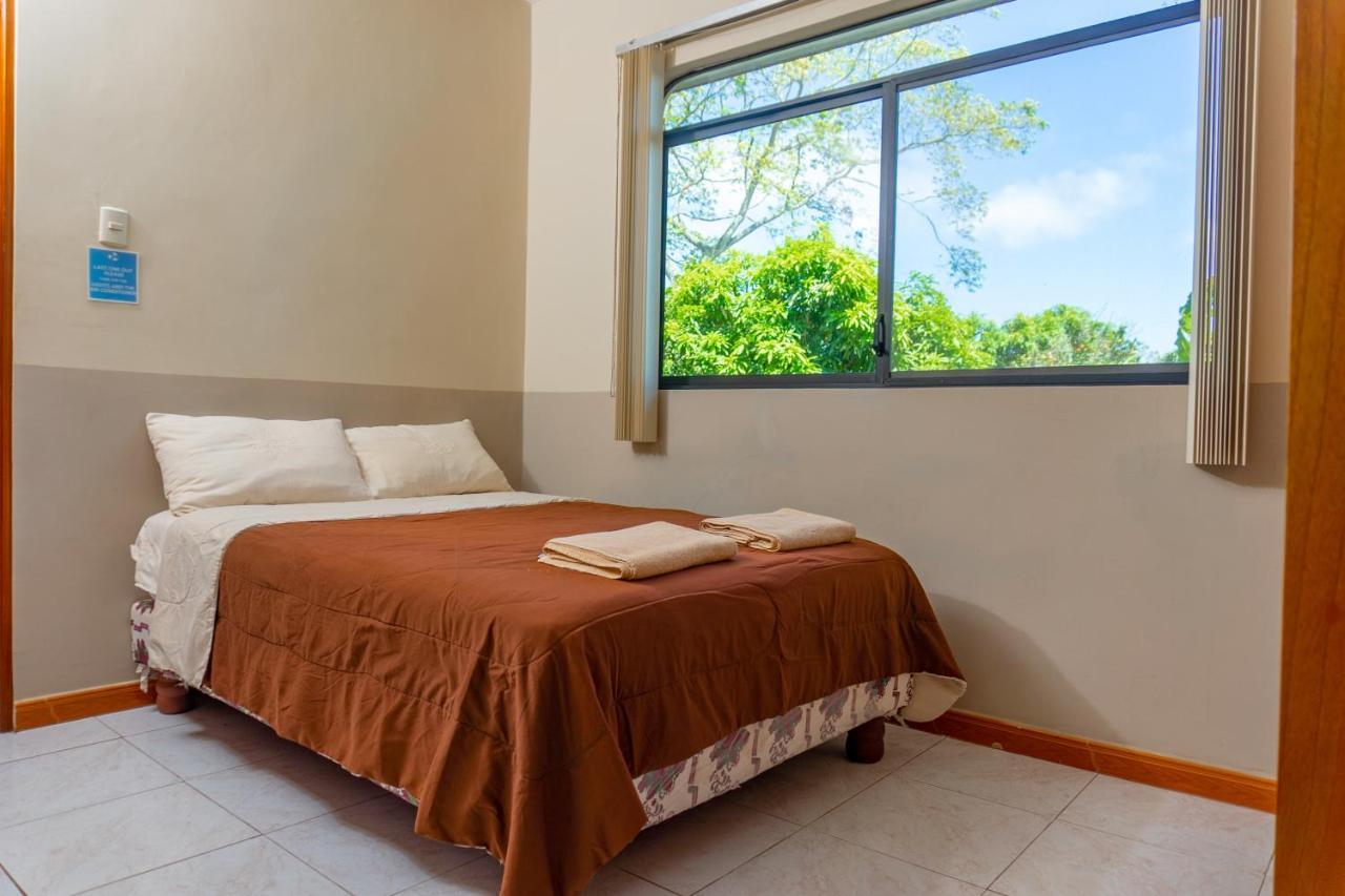 Cucuve Eco Hostal Puerto Baquerizo Moreno Eksteriør billede