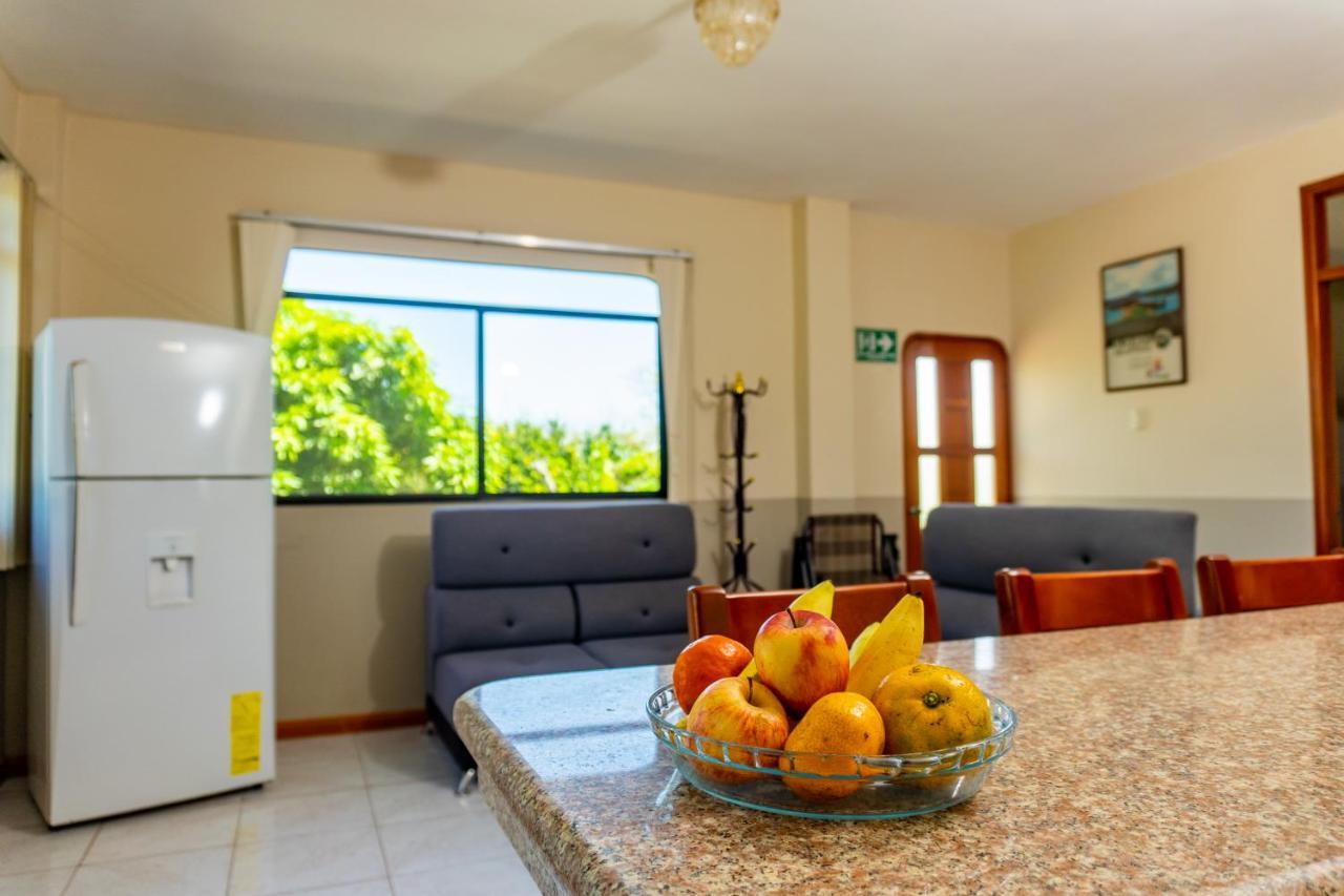 Cucuve Eco Hostal Puerto Baquerizo Moreno Eksteriør billede