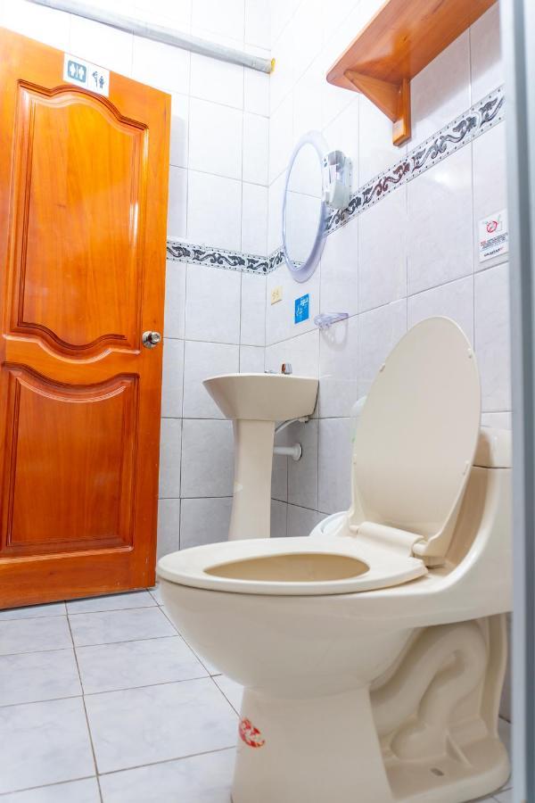 Cucuve Eco Hostal Puerto Baquerizo Moreno Eksteriør billede