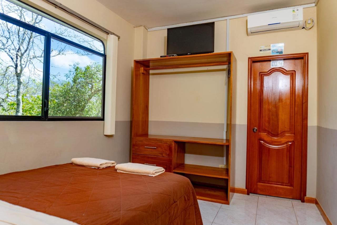 Cucuve Eco Hostal Puerto Baquerizo Moreno Eksteriør billede