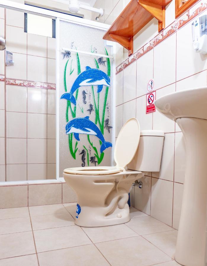 Cucuve Eco Hostal Puerto Baquerizo Moreno Eksteriør billede