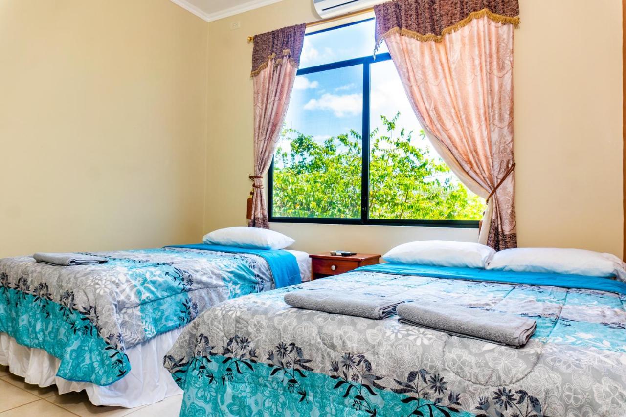 Cucuve Eco Hostal Puerto Baquerizo Moreno Eksteriør billede